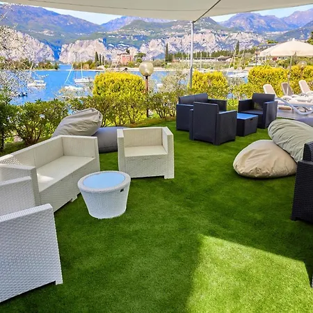 Hotel Rosa 3*